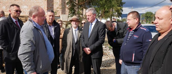 71107904_962718194062249_4647458118135971840_n